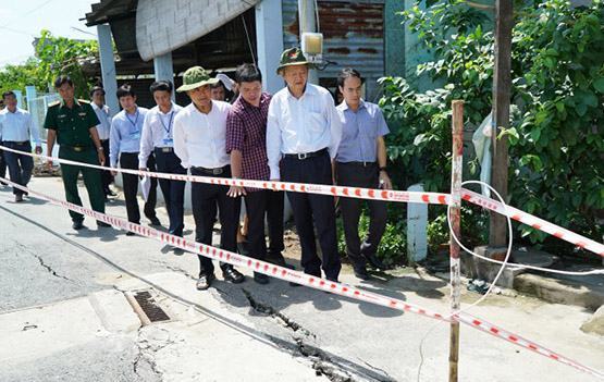 Sạt lở tại huyện Nhà Bè: Đảm bảo nơi ở mới và hỗ trợ người dân di dời