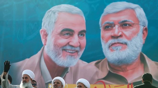 Người Iraq tưởng niệm hai chỉ huy quân sự thiệt mạng trong trận không kích của Mỹ /// Reuters