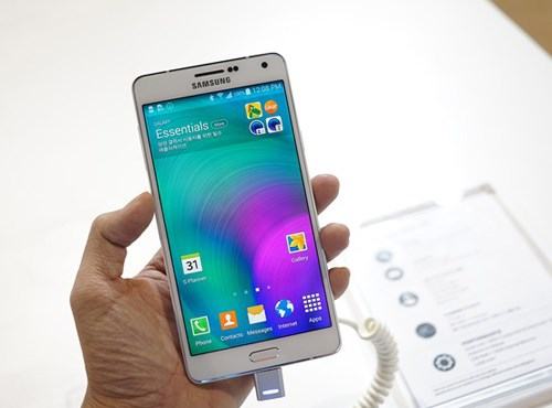 Sea Forum 2015: Samsung trình diễn TV SUHD chạy Tizen và Galaxy A7 - ảnh 3