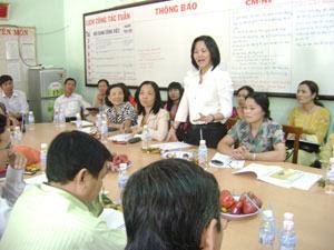 SGK vẫn còn “vênh” so với đề thi