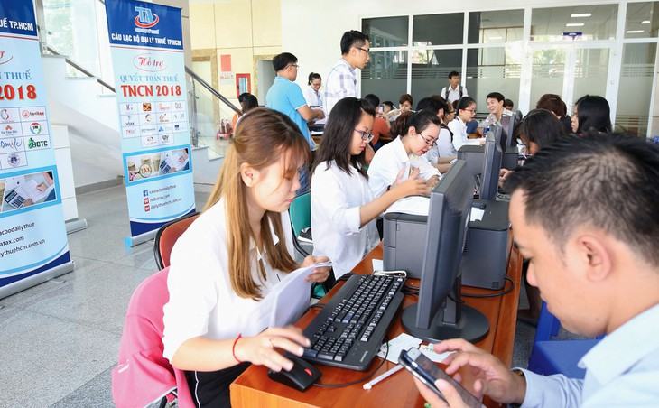 Shopee, Lazada, Tiki… phải nộp thuế thay người bán hàng