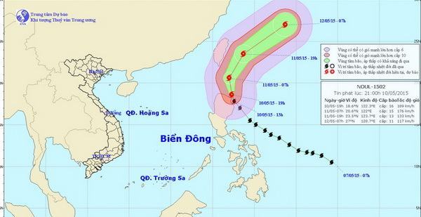 Siêu bão Noul di chuyển ngược ra khơi xa