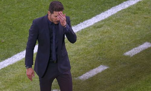 simeone-co-the-roi-atletico-vi-that-bai-o-champions-league
