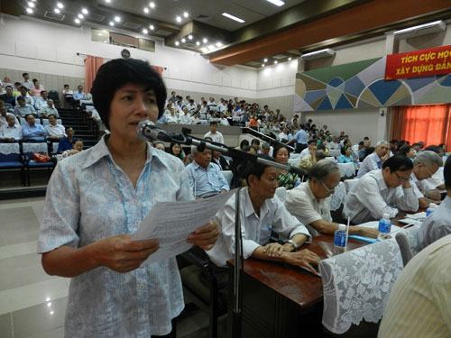 Cử tri bức xúc với vấn đề biển Đông và dân sinh