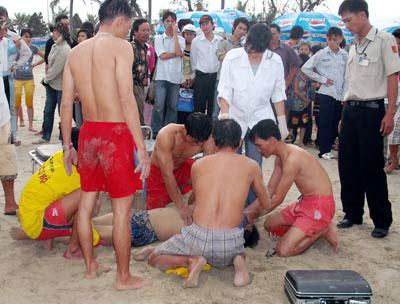 Sinh viên chết đuối 1 ngày mới tìm thấy xác