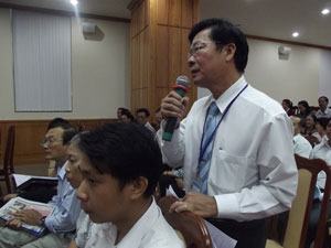 Sinh viên cũng “khát” hướng nghiệp