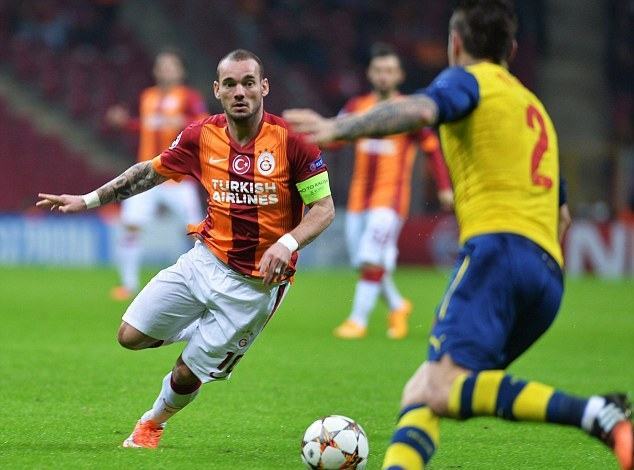 Sneijder nằng nặc đòi ra đi