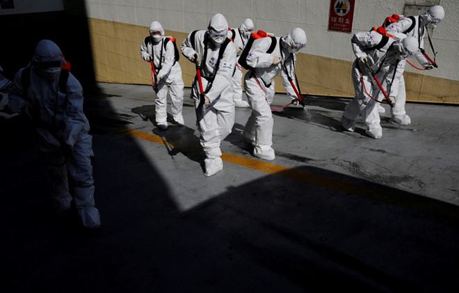 Số ca nhiễm COVID-19 ở Hàn Quốc tăng lên hơn 5.300, 34 người chết - ảnh 1