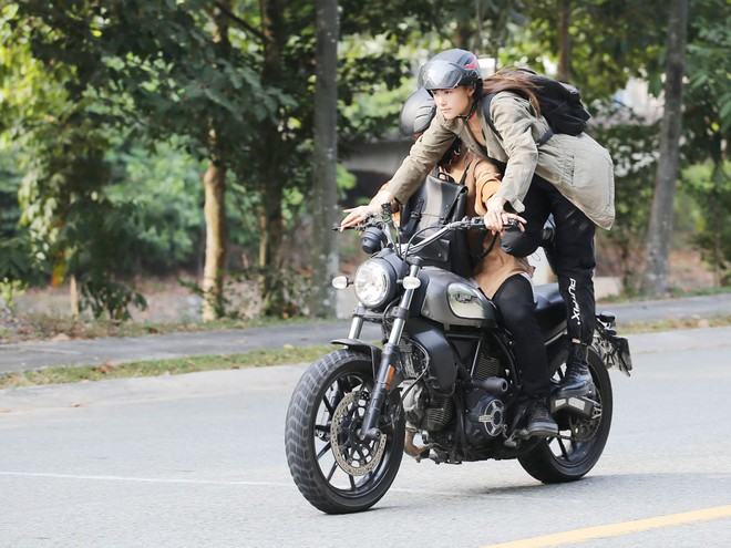 Minh Hằng trong Kẻ săn tin /// ĐPCC