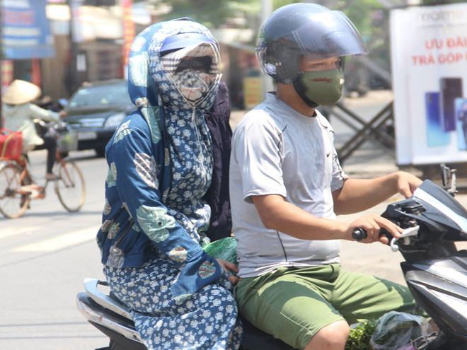 Sống trong chảo lửa