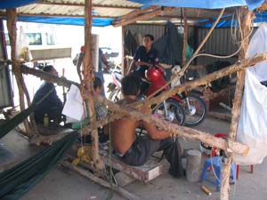 Sống trong “lô cốt”