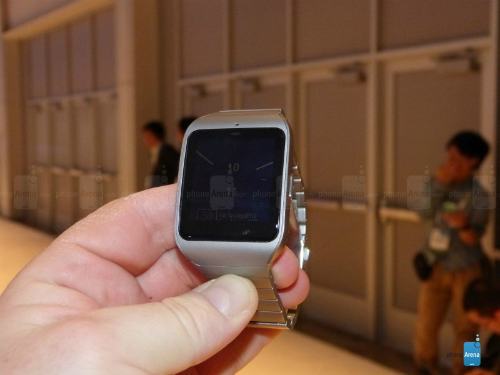 Sony ra mắt phiên bản Smartwatch 3 dây đeo thép không gỉ