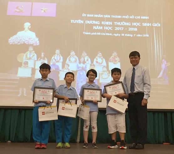 Sớm triển khai chương trình Stem-Robotics bằng hình thức môn tự chọn