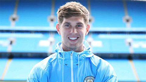 Stones bật mí lý do gia nhập Man City