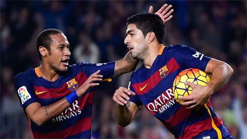 suarez-lap-hat-trick-barca-buoc-real-chia-se-ngoi-dau-1