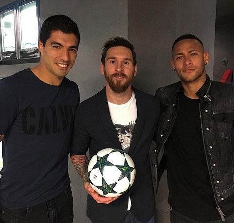 Bộ ba MSN tự sướng cùng nhau