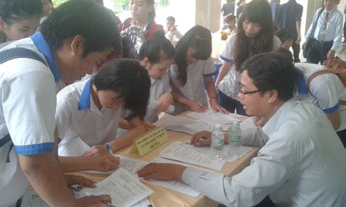 Hơn 30 doanh nghiệp tuyển dụng sinh viên