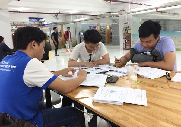 Không nộp bằng tốt nghiệp: Hơn 400 SV có thể bị thôi học