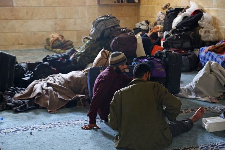 Syria - kiệt sức, khốn cùng giữa hoang tàn đổ nát - ảnh 4