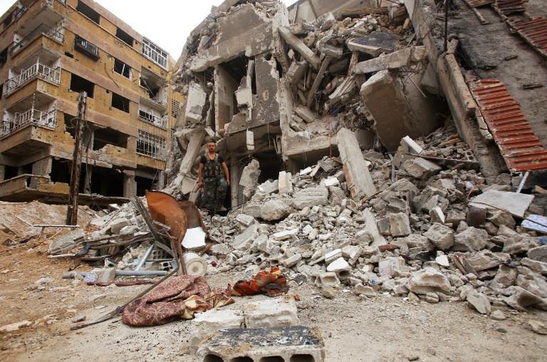 Syria - kiệt sức, khốn cùng giữa hoang tàn đổ nát - ảnh 7