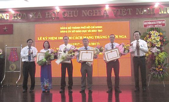 Ngành GD-ĐT TP.HCM: Kỷ niệm 100 năm Cách mạng Tháng Mười Nga