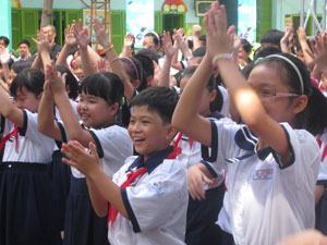 Tách trẻ khỏi “vỏ cá nhân ích kỷ”