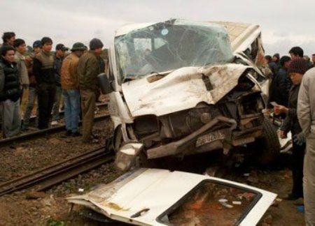 Tài xế tử nạn vì nhân viên gác chắn tàu hỏa… ngủ quên