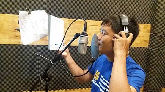 Lạm dụng tai nghe coi chừng bị điếc