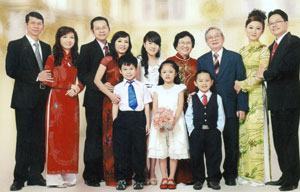 “Tam nam vẫn phú”