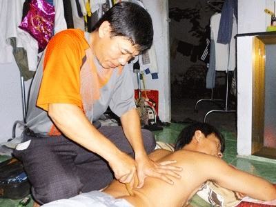 Tẩm quất dạo nuôi con học đại học