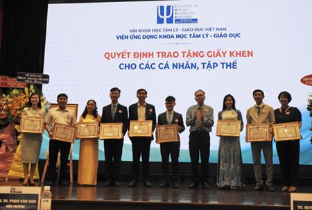 Lễ kỷ niệm 3 năm ngày thành lập Viện Ứng dụng Khoa học Tâm lý – Giáo dục