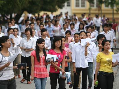 Tăng học phí: Phải sòng phẳng với người học