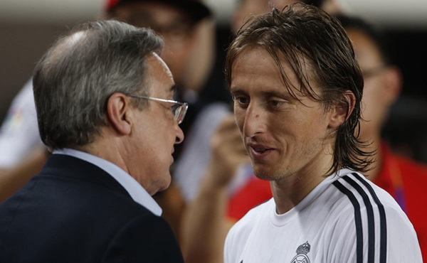 Tăng lương, Real khẳng định quyết tâm giữ Modric