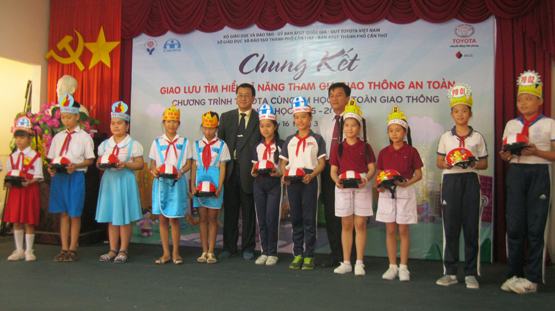 Tìm hiểu kỹ năng tham gia giao thông an toàn