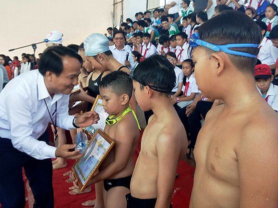 Đà Nẵng: Khai thác tối đa công suất hồ bơi phục vụ HS