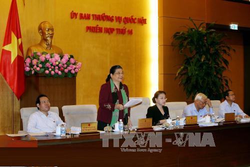 Tạo thuận lợi cho hoạt động vận chuyển người và hàng hóa qua biên giới