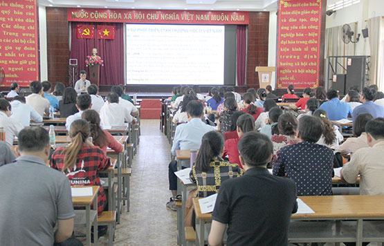 TP.HCM: Giáo viên được tập huấn công tác xã hội trong trường học
