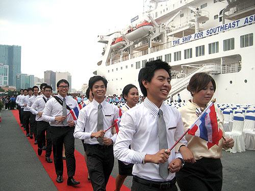 Tàu Thanh niên Đông Nam Á – Nhật Bản đến Việt Nam