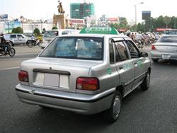 Taxi “dù”: Hoành hành trở lại