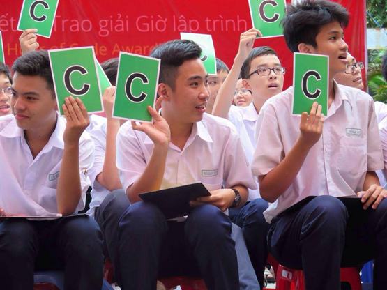 HS-SV đề cao cảnh giác với sản phẩm “tem giấy” ma túy