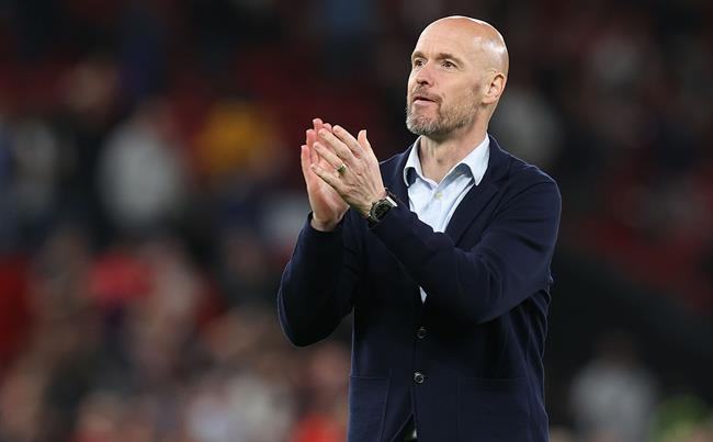 Ten Hag khẳng định MU tràn đầy quyết tâm đánh bại Man City