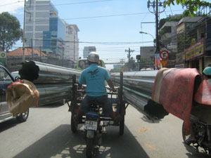 “Tên lửa” vào phố!