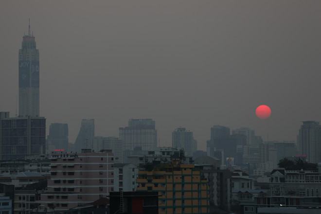 Thủ đô Bangkok của Thái Lan chìm trong khói bụi ô nhiễm /// Reuters