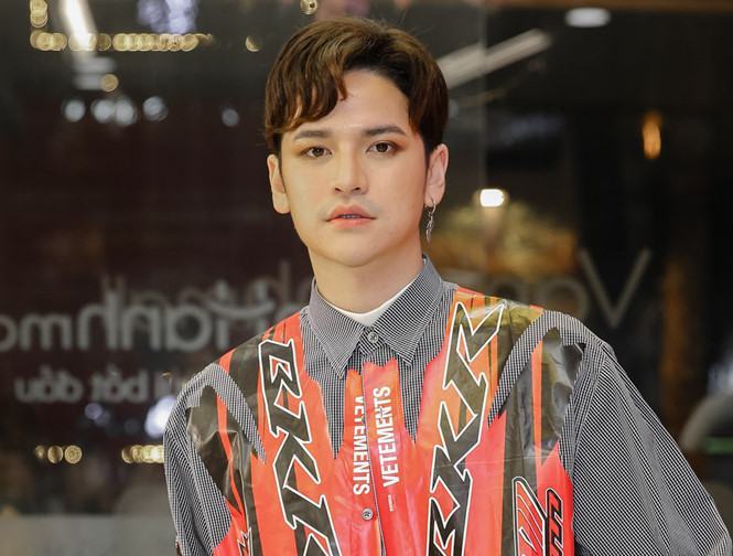 Thái tử Inn của Hoàng cung phiên bản Thái bất ngờ đến Việt Nam