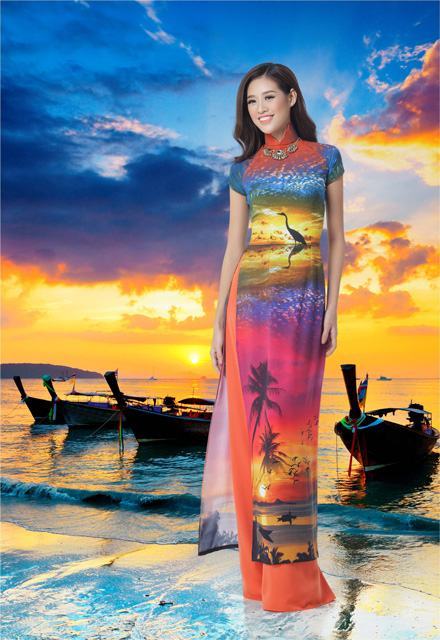 Thái Tuấn ra mắt bộ sưu tập áo dài tri ân thầy cô