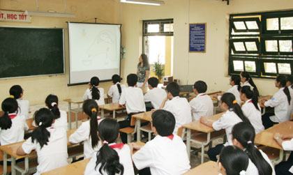 “Tham nhũng vặt” trong giáo dục: Khi sự phi lý được thừa nhận