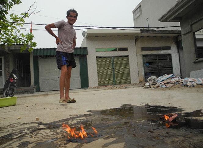 Thẩm thấu từ cây xăng, nước giếng đốt cũng cháy 