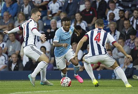 Sterling thi đấu kém cỏi trong trận chính thức đầu tiên cho Man City