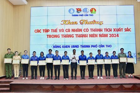 Tuổi trẻ Cần Thơ: Thực hiện 1.810 công trình, phần việc trong Tháng Thanh niên