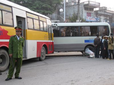 Thanh Hoá: Tai nạn liên hoàn 2 người chết và bị thương